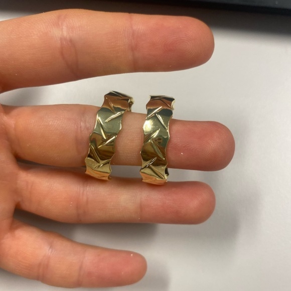 Zara minimalist hoop earrings - Picture 2 of 2